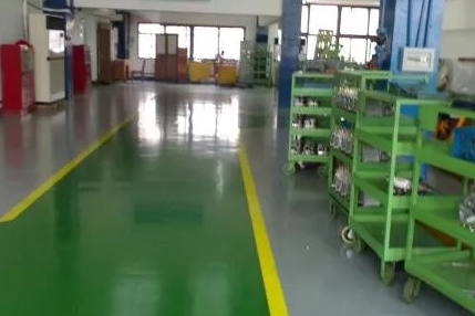 鋪設防靜電地坪車間